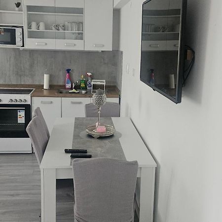 Cilt Apartment คราน ภายนอก รูปภาพ